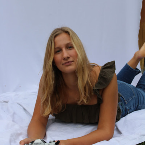 Meet your Posher, Bethany - Picture 1 of 1